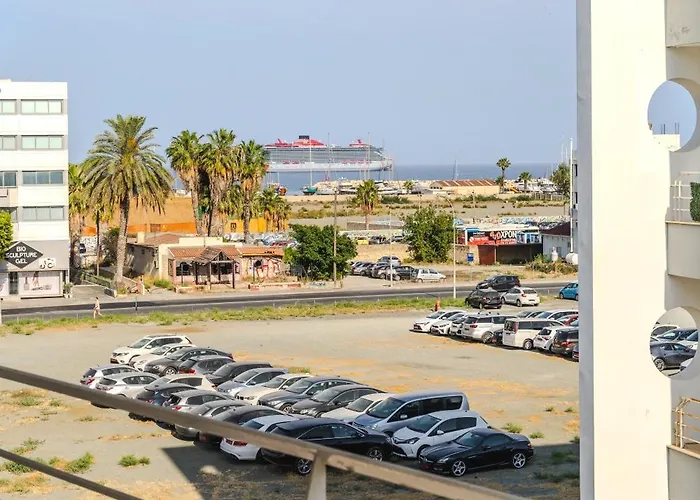 Violet Dusk Center Flat Lejlighed *