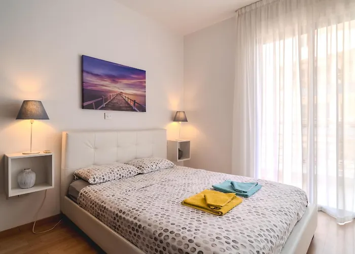 Violet Dusk Center Flat Lejlighed Larnaca